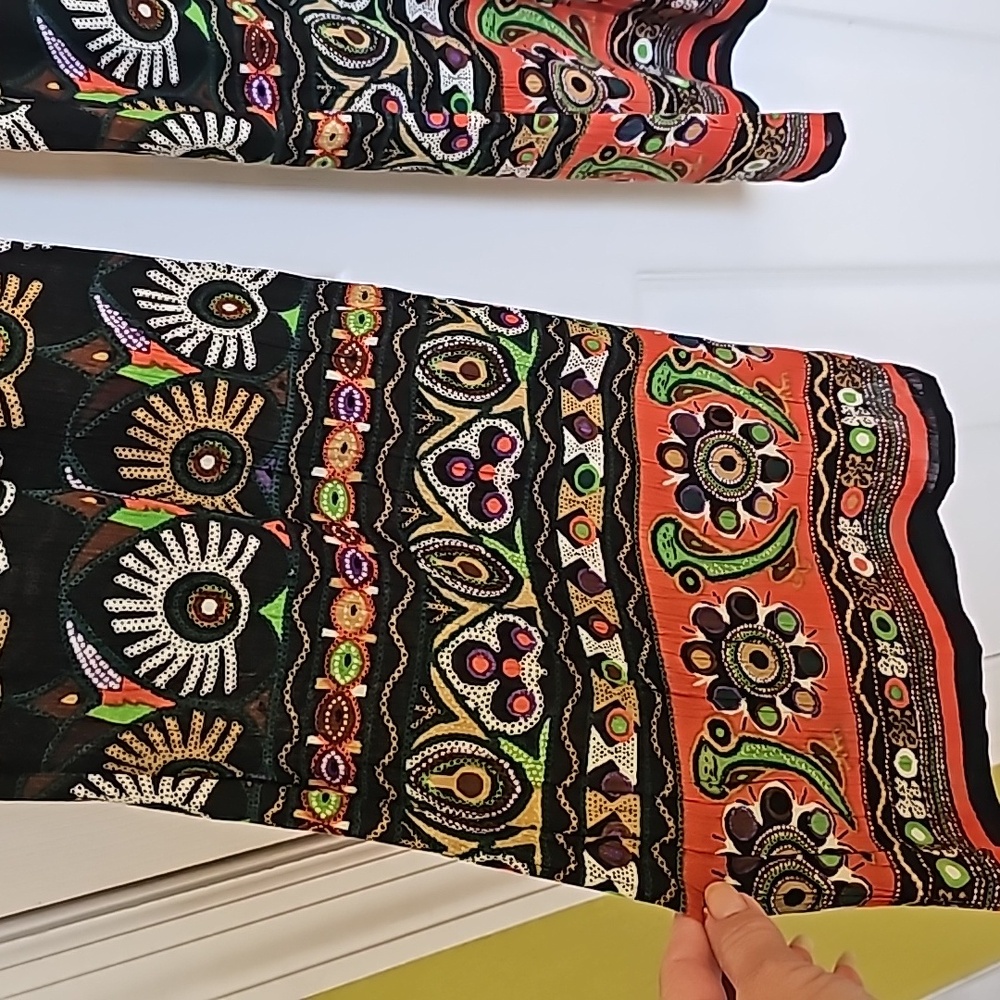 Pants - Picture 2 of 4